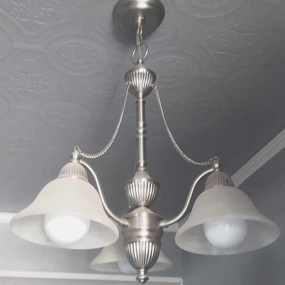 Silvertone lamp